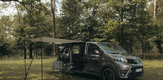 Πώς θα μετατρέψεις το van σου σε τροχόσπιτο για διακοπές