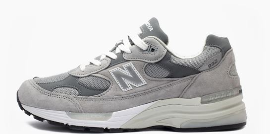 Η ιστορία πίσω από τα αγαπημένα sneakers του Steve Jobs