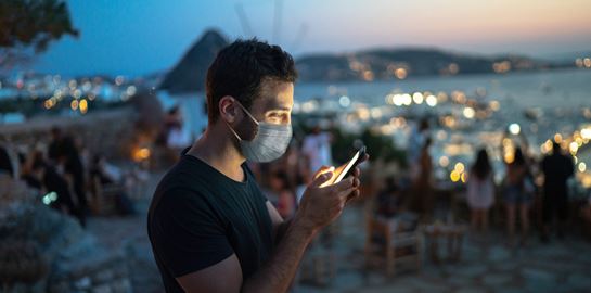 Ανατομία ενός μυκονιάτικου κορονοπάρτι