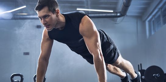 Ο λόγος που πρέπει να κάνεις τουλάχιστον 40 push-ups την ημέρα