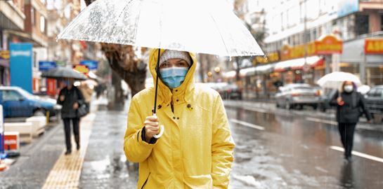 Κορονοϊός: Νέα ψυχρολουσία με 112 θανάτους