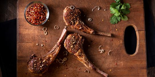 Πώς θα φτιάξεις τα τέλεια αρνίσια παϊδάκια