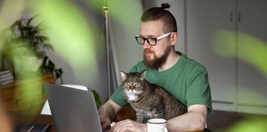 Η Gen Z δε μπορεί να αποφασίσει ακόμη για την απομακρυσμένη εργασία