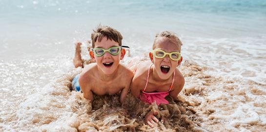 Κολύμπι μετά το φαγητό - Πόση ώρα πρέπει να περιμένεις