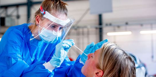 Ο κορονοϊός πιθανόν θα γίνει τόσο "ενδημικός" όσο η γρίπη