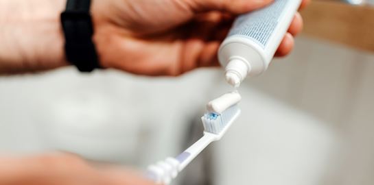 Μήπως τόσο καιρό βουρτσίζεις τα δόντια σου με λάθος τρόπο;