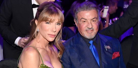 H σύζυγος του Sylvester Stallone, Jennifer Flavin έχει τη δική της θεωρία για την αύξηση των τρανς παιδιών στο Χόλιγουντ