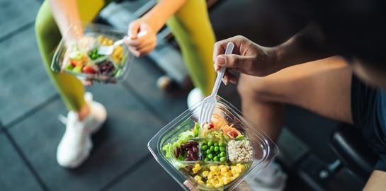 Επικίνδυνα διατροφικά κόλπα του Instagram και του TikTok που δεν πρέπει να &#39;χάψεις&#39;