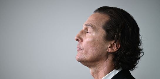 Η συγκλονιστική εξομολόγηση του Matthew McConaughey για τη σεξουαλική κακοποίηση