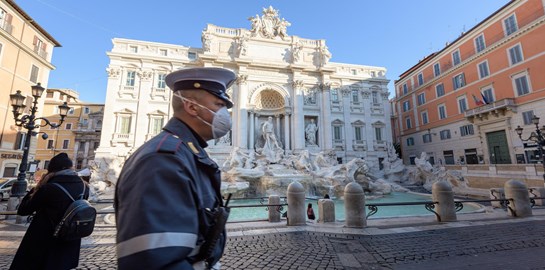 Η Ευρώπη τρέμει ένα δεύτερο lockdown