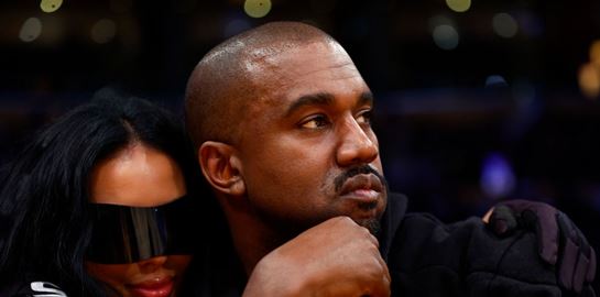 Κι όμως, ο Kanye West &#39;βύθισε&#39; την Adidas