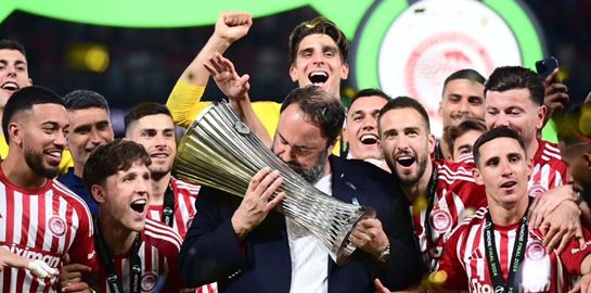 Conference League, αποθέωση για τους τροπαιούχους σε όλη την Ελλάδα