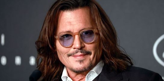 Για τον Johnny Depp, η μητέρα του ήταν ο πιο κακός άνθρωπος που γνώρισε ποτέ