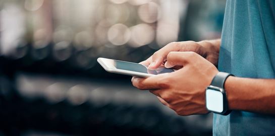 Καμία έκπληξη, 1 στους 4 κάνει stalking στον-ην πρώην στα σόσιαλ μίντια