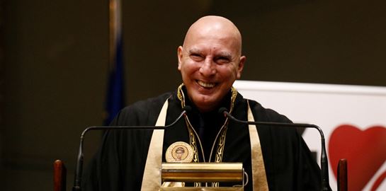 Ο Νίκος Γκάλης αναγορεύτηκε επίτιμος διδάκτορας των ΤΕΦΑΑ του ΑΠΘ