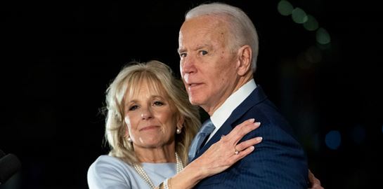 Jill Biden: Από δασκάλα, σύζυγος του Joe Biden και ίσως η επόμενη Πρώτη Κυρία