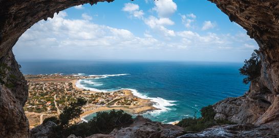 Μετά το Παρίσι, ένα νησί της Ελλάδας στους κορυφαίους καλοκαιρινούς προορισμούς για το 2024