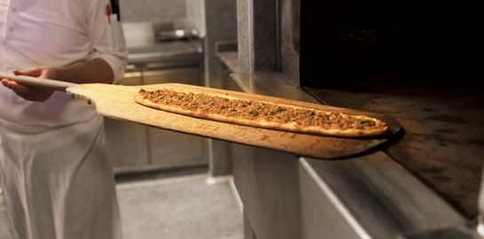 Μάλλον η πιο νόστιμη συνταγή για λαχματζούν