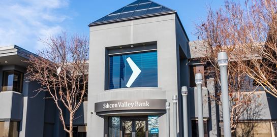Ξεκίνησαν οι αγωγές για την ιστορική κατάρρευση της Silicon Valley Bank