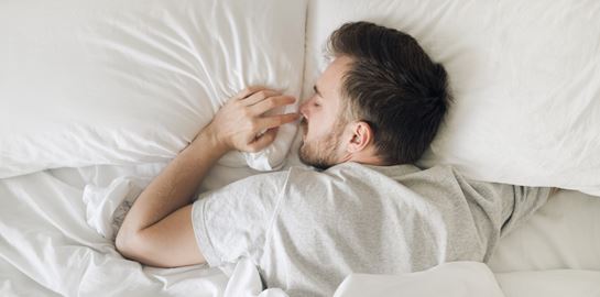 Επιλέγοντας το κατάλληλο μαξιλάρι για όνειρα γλυκά