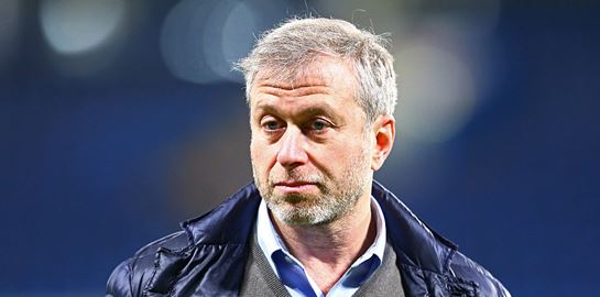 Κι όμως, ακόμη κι ο Roman Abramovich ζητά δανεικά