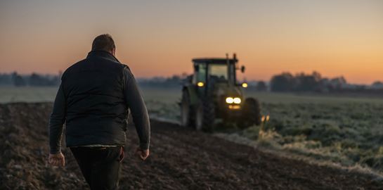 Μετά τους αγρότες, σειρά παίρνουν οι μελισσοκόμοι