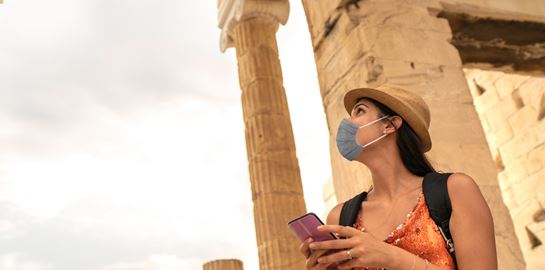 Δεν αίρεται το lockdown πριν τα 800 κρούσματα την ημέρα