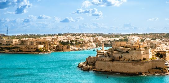 Η Μάλτα πληρώνει για ταξιδιώτες