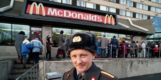 Ένα ισχυρό οικονομικό χαστούκι στην Ρωσία, πίσω στο 1988