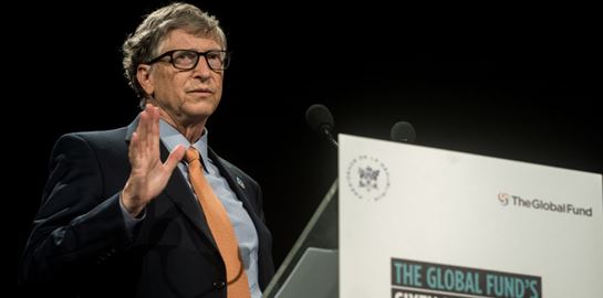 Η απάντηση του Bill Gates στις θεωρίες συνωμοσίας για το εμβόλιο του κορονοϊού