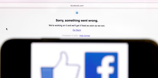 Πόσα χρήματα χάνει το Facebook κάθε φορά που πέφτει