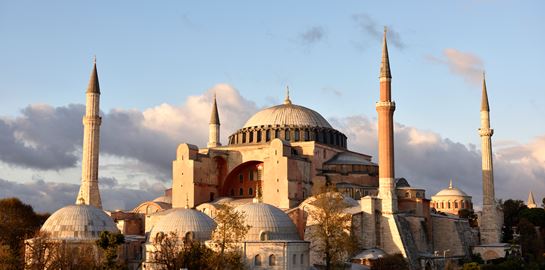 Σε τζαμί μετατρέπεται ξανά η Αγία Σοφία ύστερα από 85 χρόνια