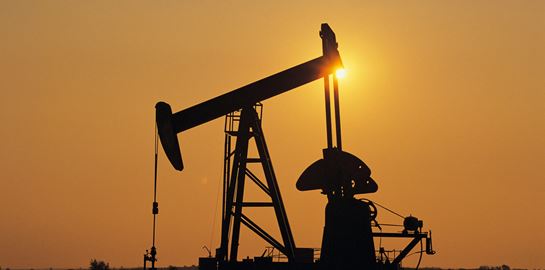 Κυνηγώντας πετρέλαιο μερικά μίλια νότια της Κρήτης