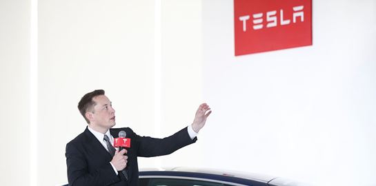 Η Tesla είναι η πιο πολύτιμη αυτοκινητοβιομηχανία του πλανήτη