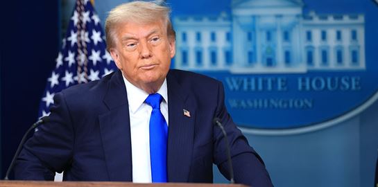 O Donald Trump τώρα αλλάζει και την Coca-Cola-Πώς θέλει να τροποποιήσει τη συνταγή της