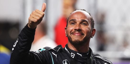 Ο Lewis Hamilton γίνεται 37 και όλοι περιμένουν το επόμενο βήμα του