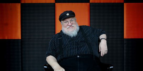 Οι fans του George R.R. Martin ζητούν να μπει φυλακή