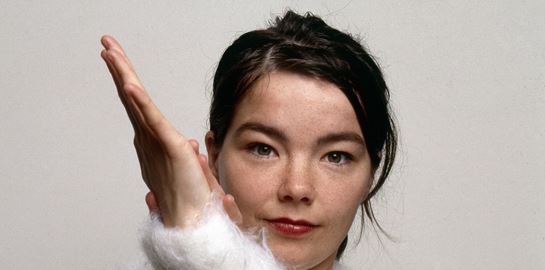 Bjork, τέσσερις δεκαετίες μαγείας