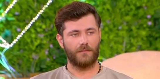 Νίκος Μπάρτζης σε ρόλο Δικαστή Dredd στο Love It