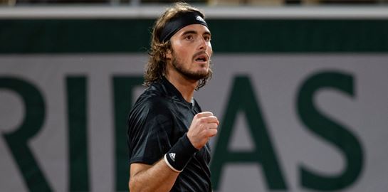 Ο Στέφανος Τσιτσιπάς μόλις εξηγήθηκε για τα Harrods και τα εμβόλια