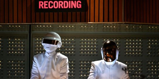 Oι Daft Punk χωρίς κράνη