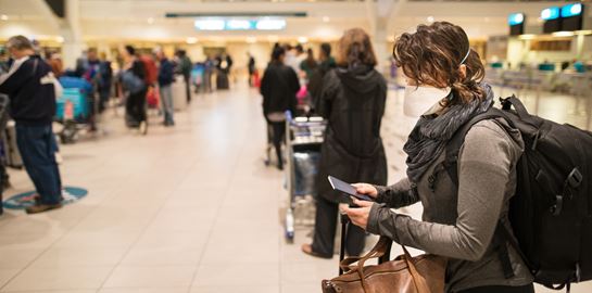 Ο κορονοϊος γονάτισε τον ελληνικό τουρισμό