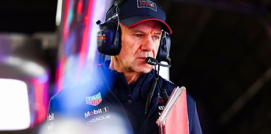 Tα συμβόλαια που προσφέρουν Aston Martin και Ferrari στον Adrian Newey