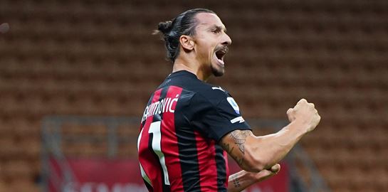 Ο Zlatan Ibrahimovic χρόνια δεν κοιτά