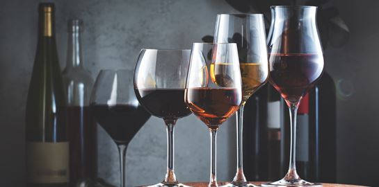 Οινόραμα και Βάκχες: Στην Αθήνα για κρασί