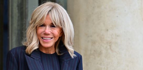 Η Μπριζίτ Μακρόν δεν είναι τρανς: Καταδικάστηκαν για fake news δύο γυναίκες