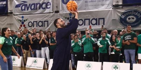 Παπάς-φίλαθλος του Παναθηναϊκού έγινε viral -Έδωσε το σύνθημα για το &quot;χόρτο μαγικό&quot;