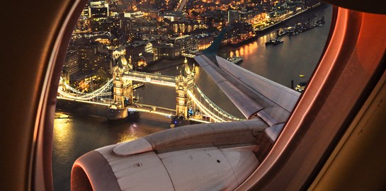 Ίσως δεν πρέπει να κάθεσαι στο παράθυρο στο αεροπλάνο