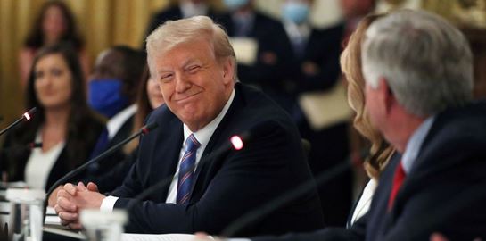 Κανείς δεν θα εμποδίσει την ανιψιά του Donald Trump να κυκλοφορήσει το βιβλίο της