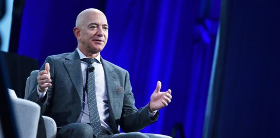 Όταν ο Elon Musk ζήτησε από τον Jeff Bezos να διαλύσει την Amazon